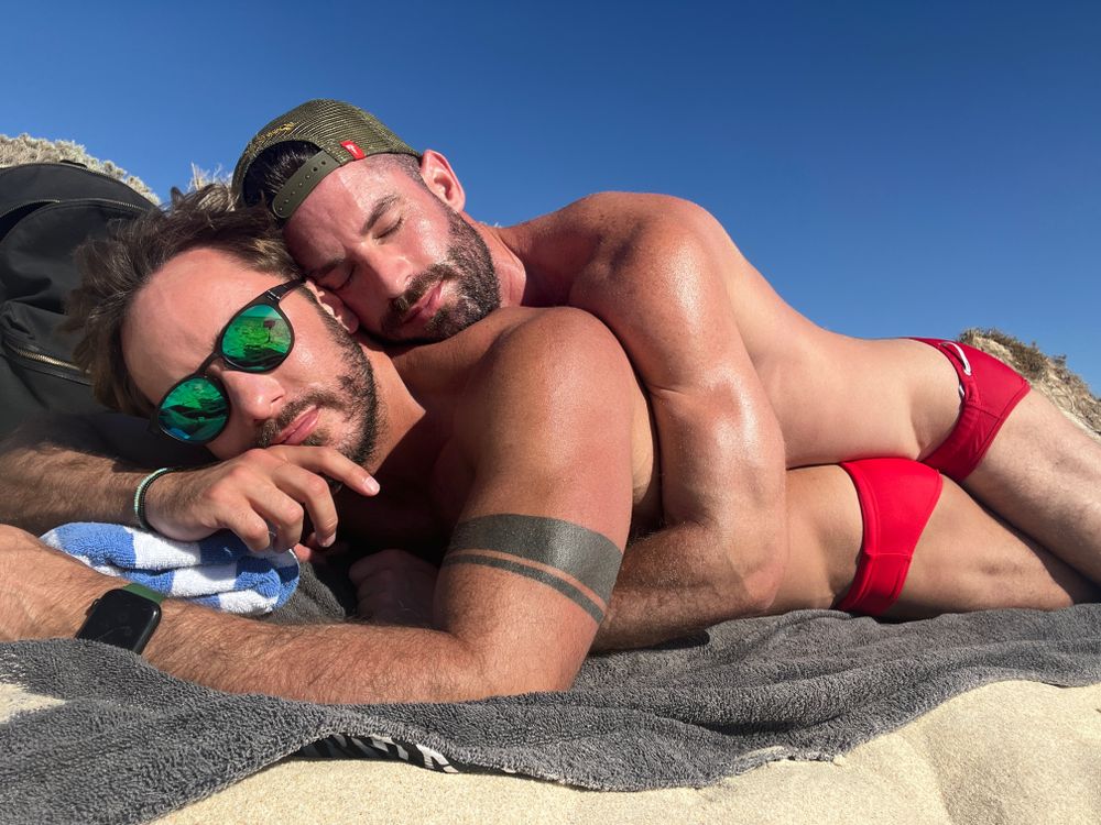 aaronandryan OnlyFans doing public