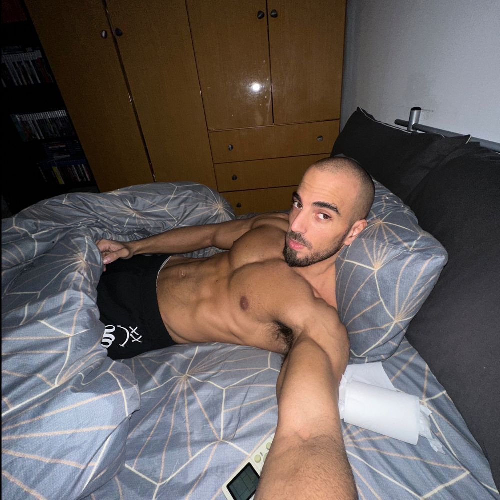 adam_uzan OnlyFans leaking male