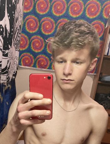 nude aiden_twink recording teen selfie