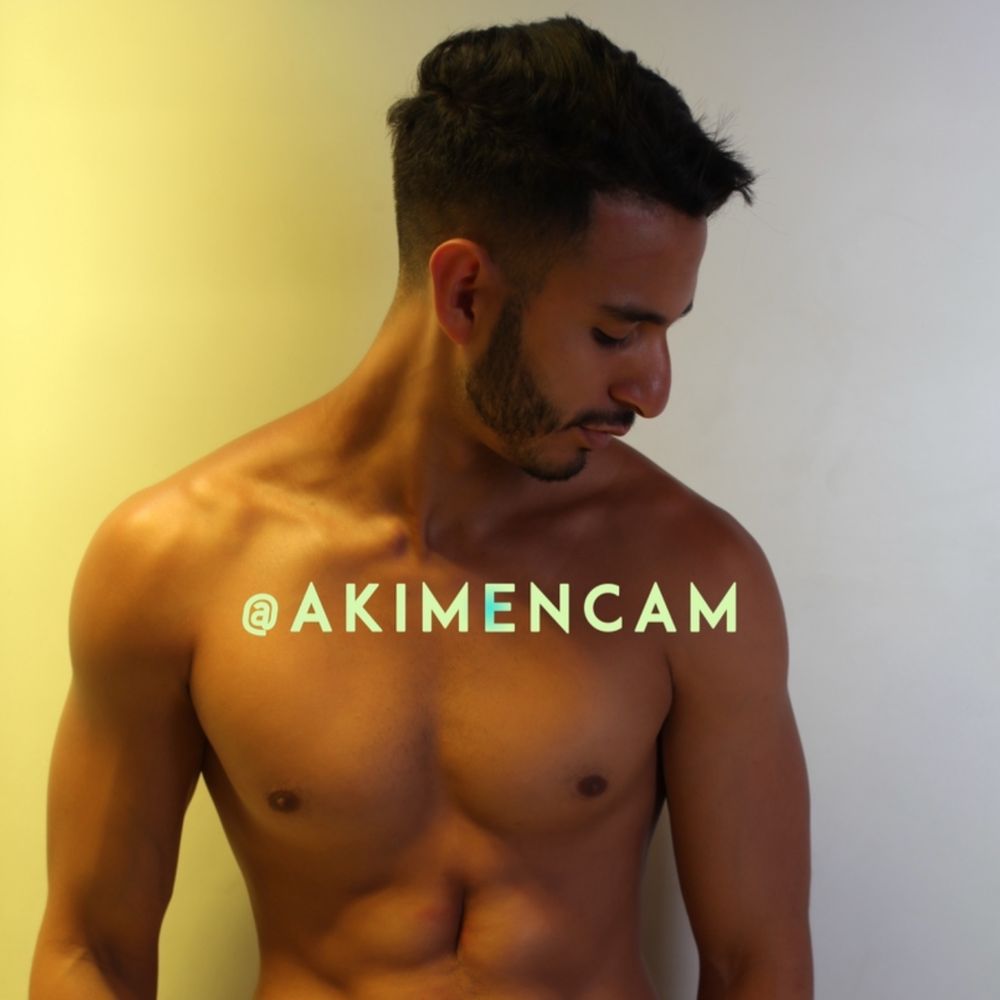 akimencamfree OnlyFans male