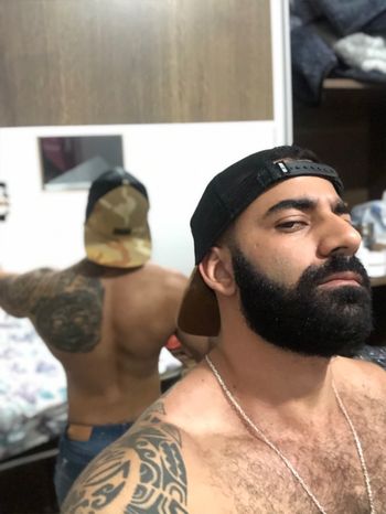 nude aladimluiz doing brazil selfie