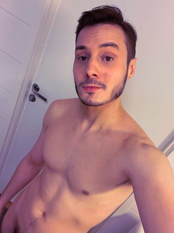 nude alakazam208 leaking male selfie