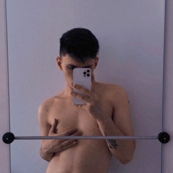 nude alechrist doing latina selfie