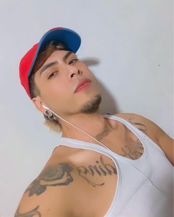 nude alejandroguerra posting hispanic selfie