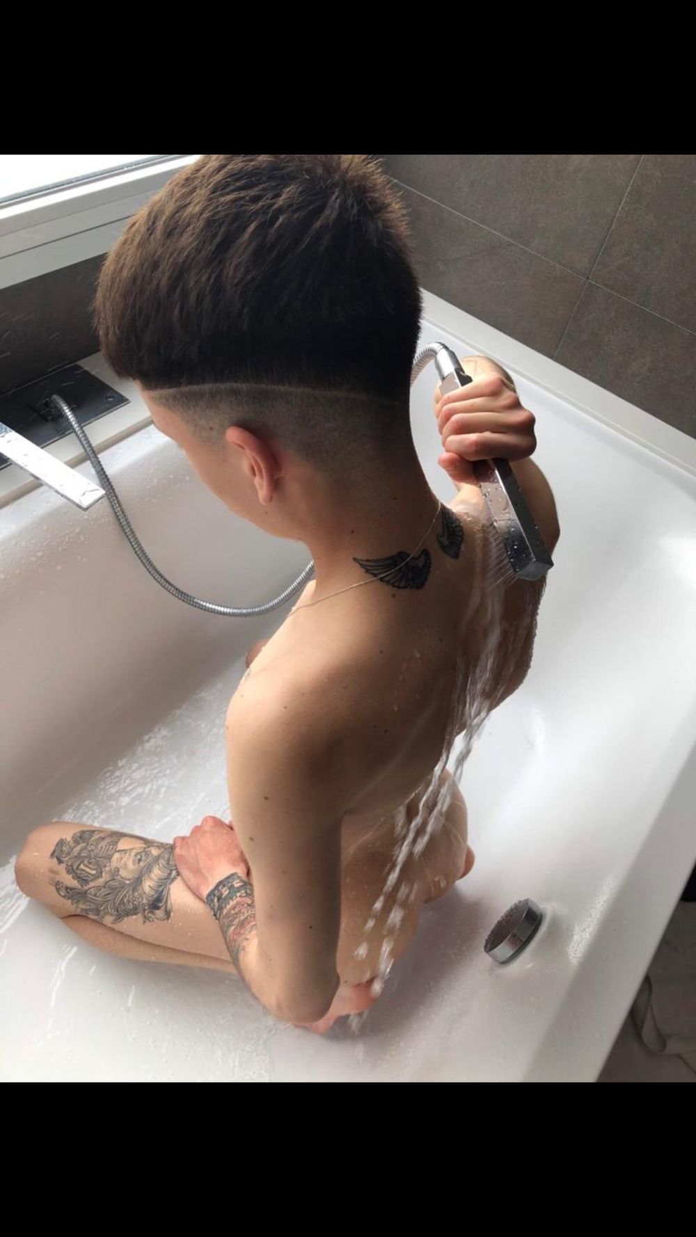 alejandromateo OnlyFans doing streamer