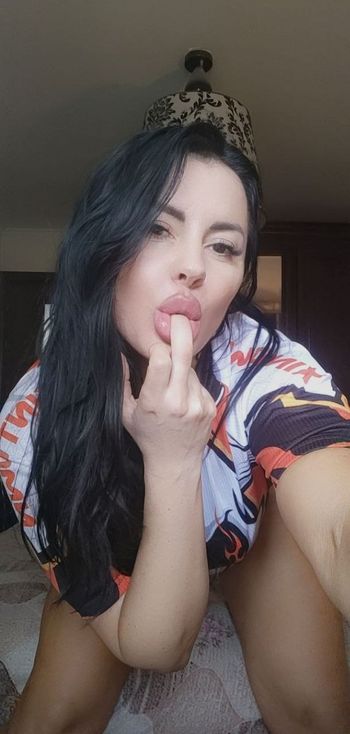 nude alenanikitina recording messaging selfie