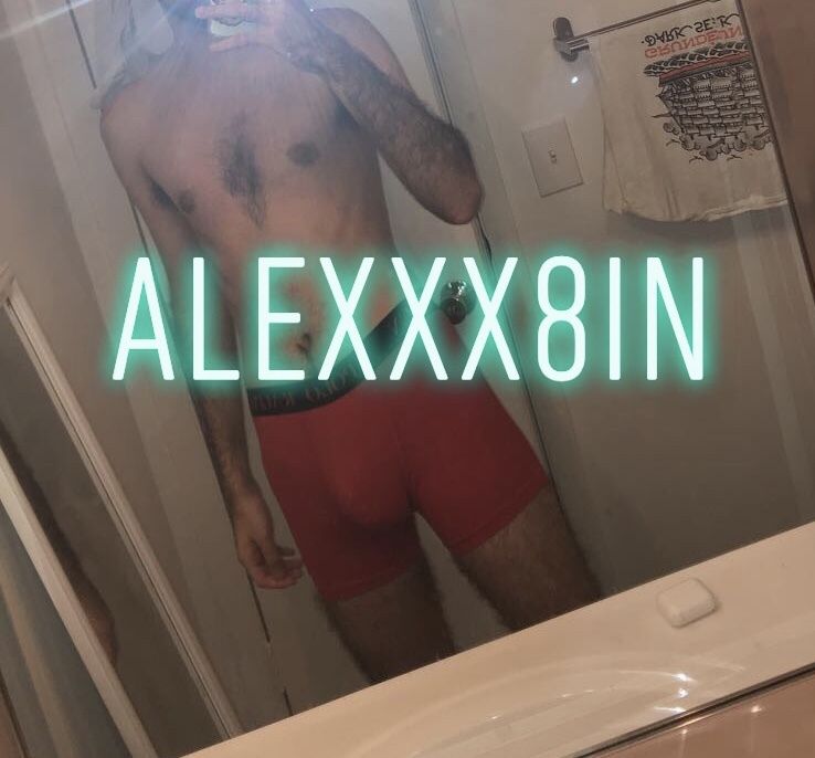 alexxx8in OnlyFans showing cumplay