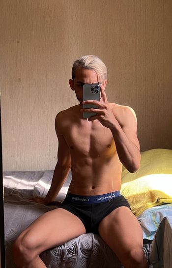 nude alexxxander_ posting male