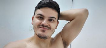 nude alveztv Brazil selfie