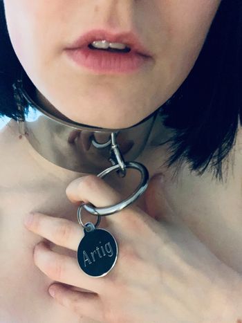 nude artigs-education kinky selfie