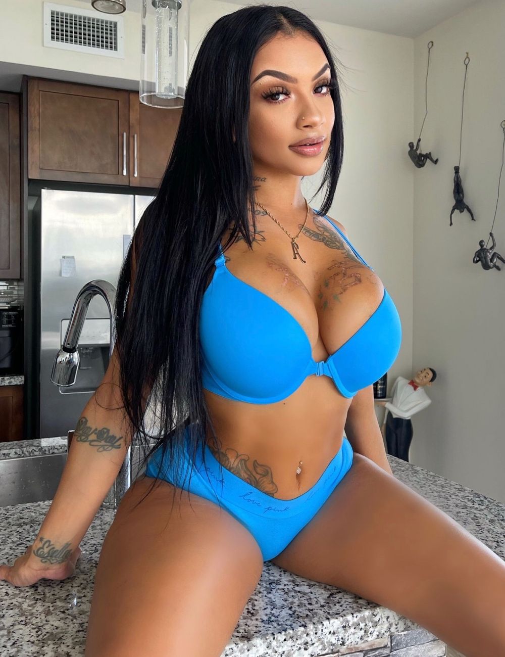 ashleyamor OnlyFans recording latina