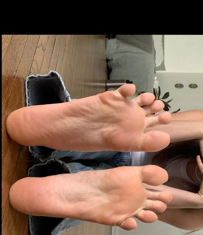 asianballetsoles OnlyFans posting dancing