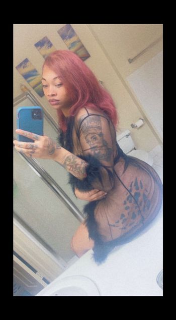 nude assassin_bhabie showing big ass selfie