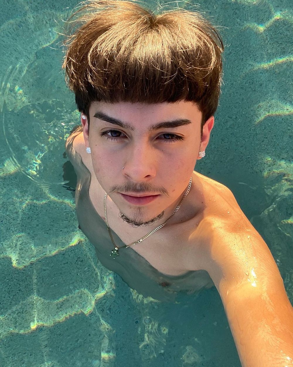 atx_manuel OnlyFans showing streamer