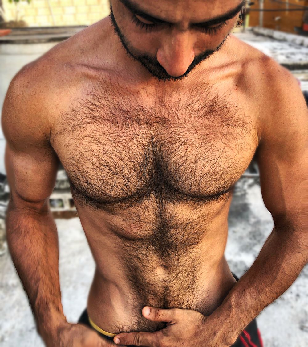 axelwolf OnlyFans doing fit