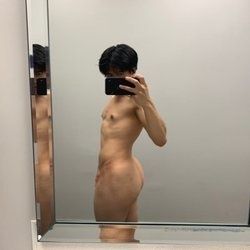 nude azn_savagery doing custom content