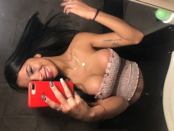 babysugarargentina OnlyFans messaging selfie