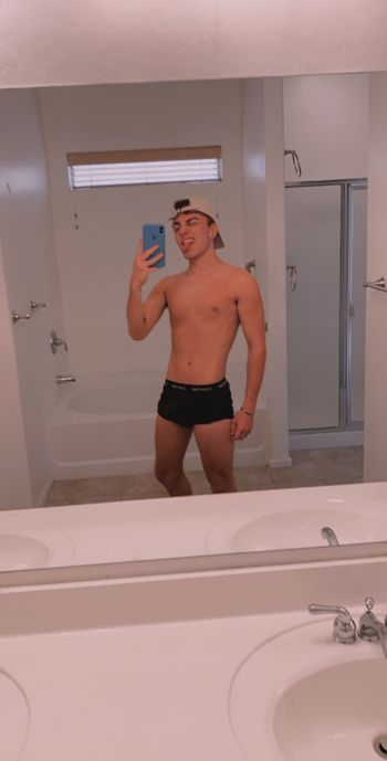 nude badboybrandon posting male