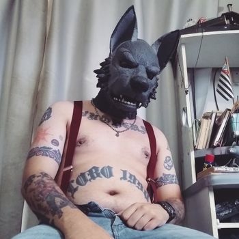 nude badwoofs recording kinky selfie