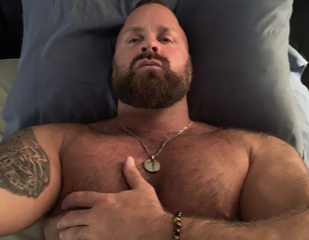 bearwithit OnlyFans showing nude