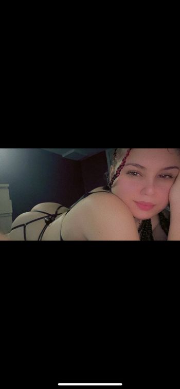 nude bethiana07 showing united states selfie