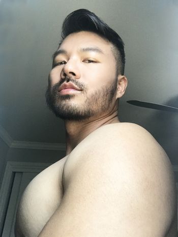 nude bigasstopjoey leaking daddy selfie