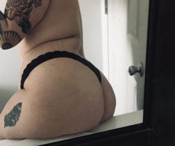 nude bigbootyraquel recording tattoo selfie