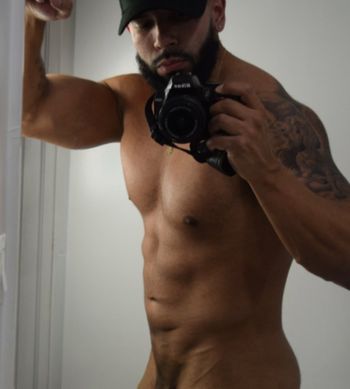 nude bigbullx doing male