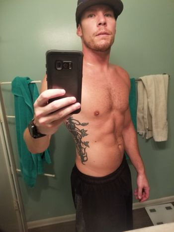 nude bigcockadam doing united states selfie