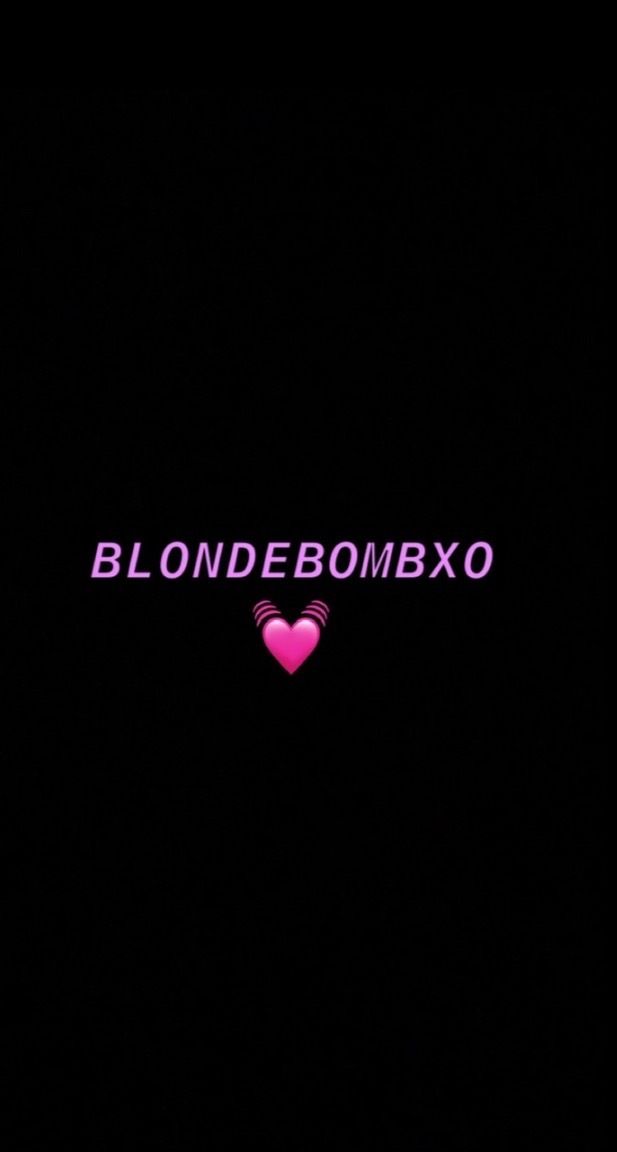 blondbombxo OnlyFans showing united states