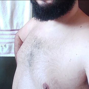 nude brbearfun showing gay selfie