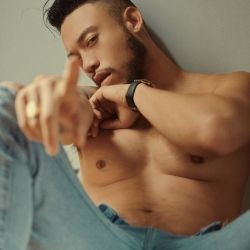 nude briannieh showing united states