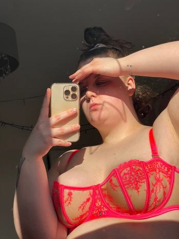 nude brooke_bbw posting nude selfie