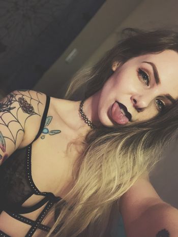 nude bunnylynn lesbian selfie