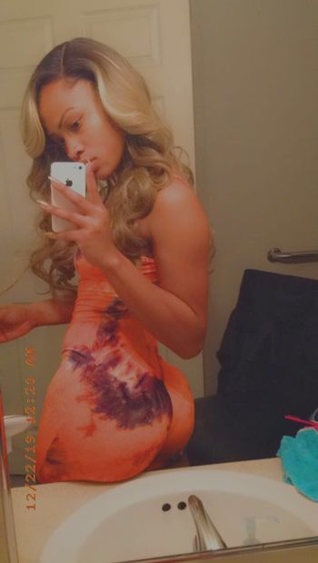 nude calipebbles posting latina