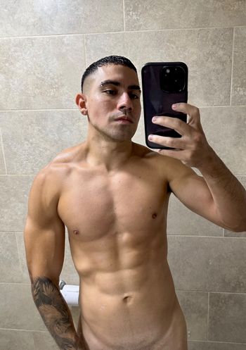 nude callmeadam9 doing white selfie