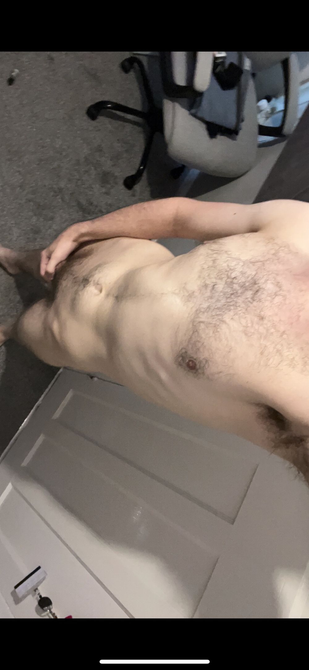 callumisapuff OnlyFans doing white