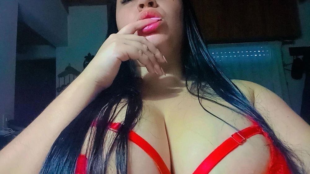 capricorniana_ab OnlyFans showing white