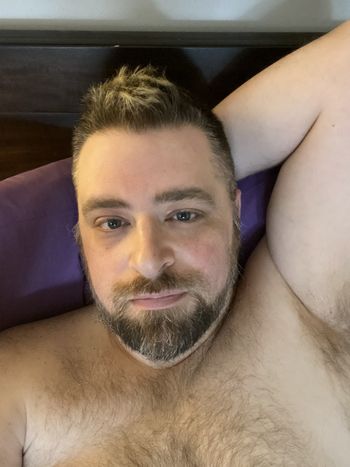 nude captameribear doing gay