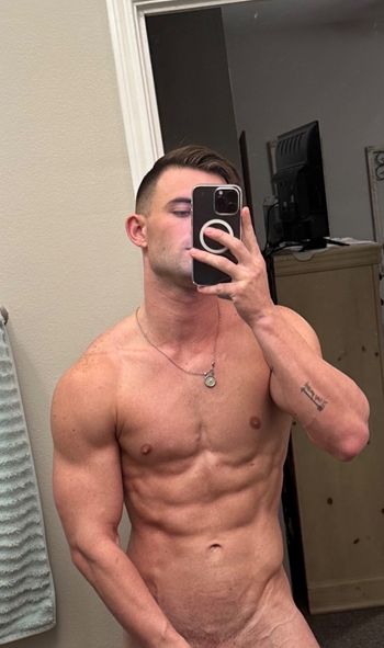 nude cashlovesu showing gay