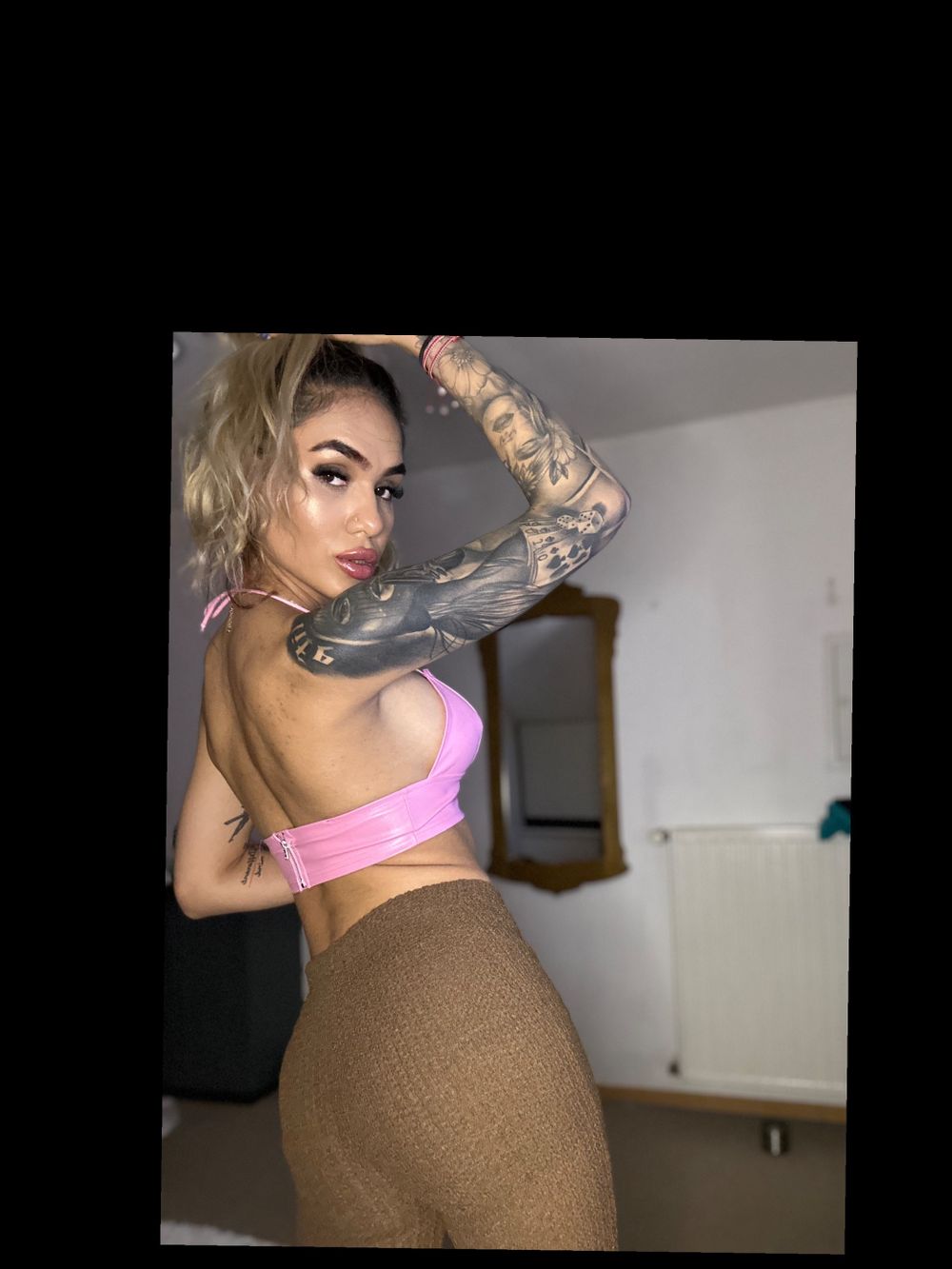 cataleya.baby.free OnlyFans posting big ass