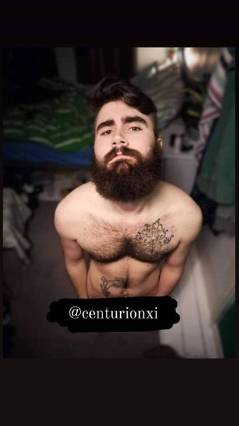 nude centurionxi posting white selfie