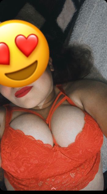 nude cesaryjazmin posting latina selfie