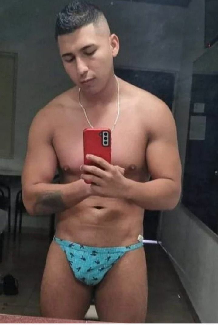 charlysanchez123 OnlyFans showing white