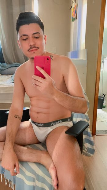 nude chaserversatil leaking gay selfie