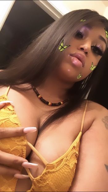 nude chewyy latina