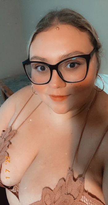 cheybaby9 OnlyFans BBW selfie