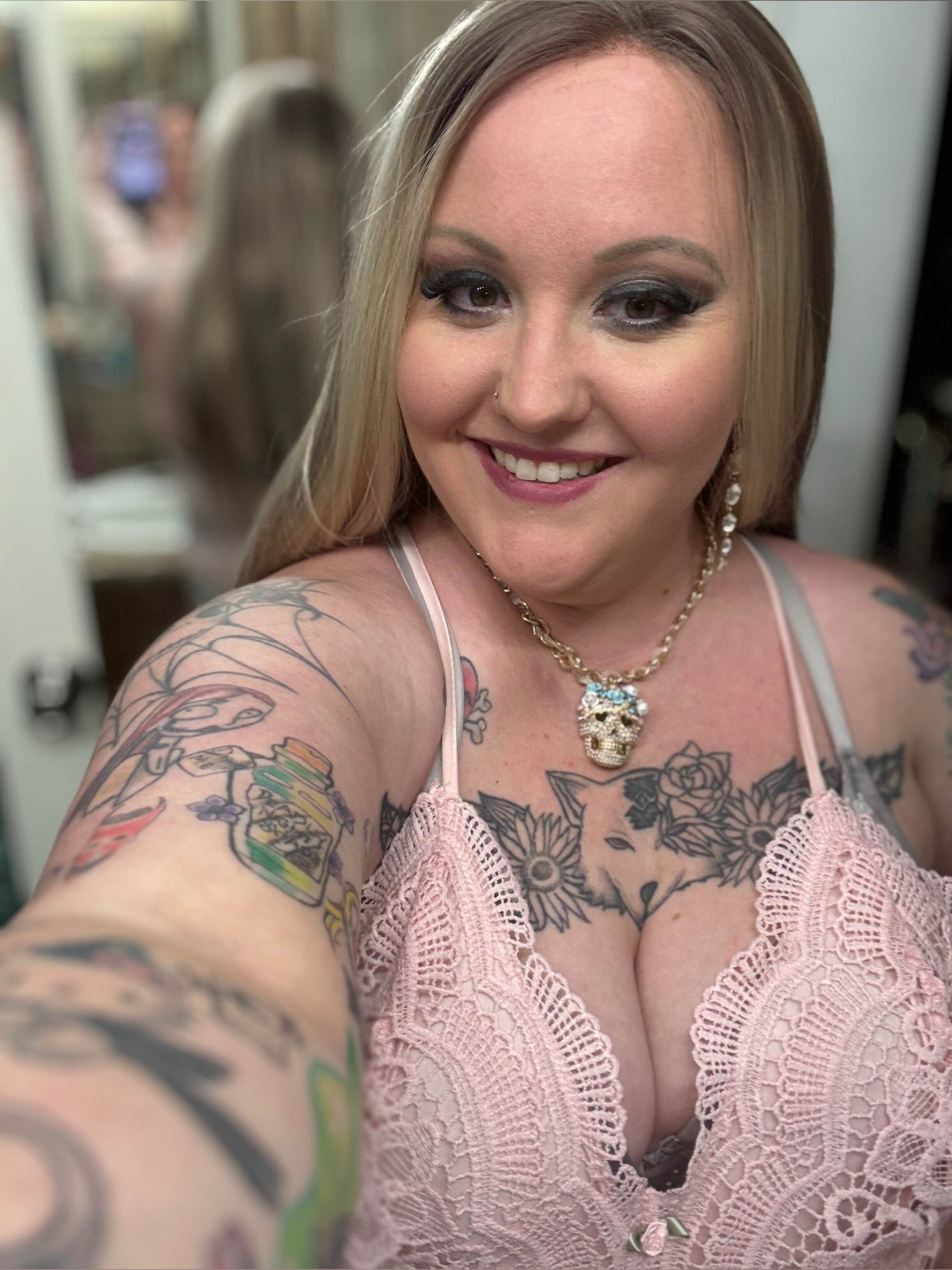 nude chicklett9 brunette