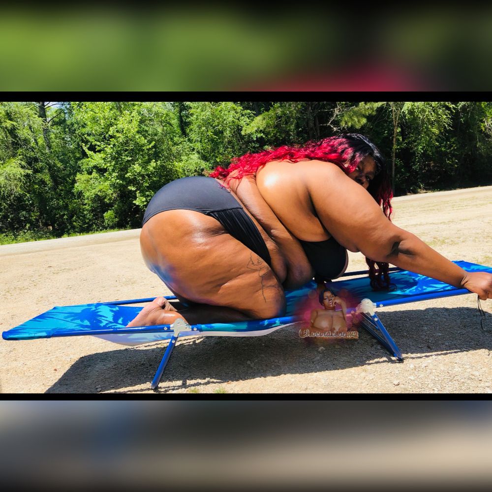 chocolatebbw2 OnlyFans doing bbw