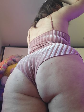 nude christinasavage posting masturbation selfie